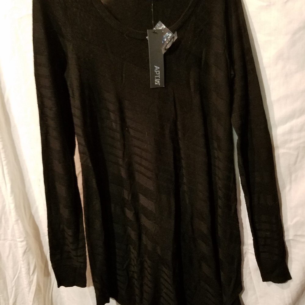 ATP9 Black abstract top